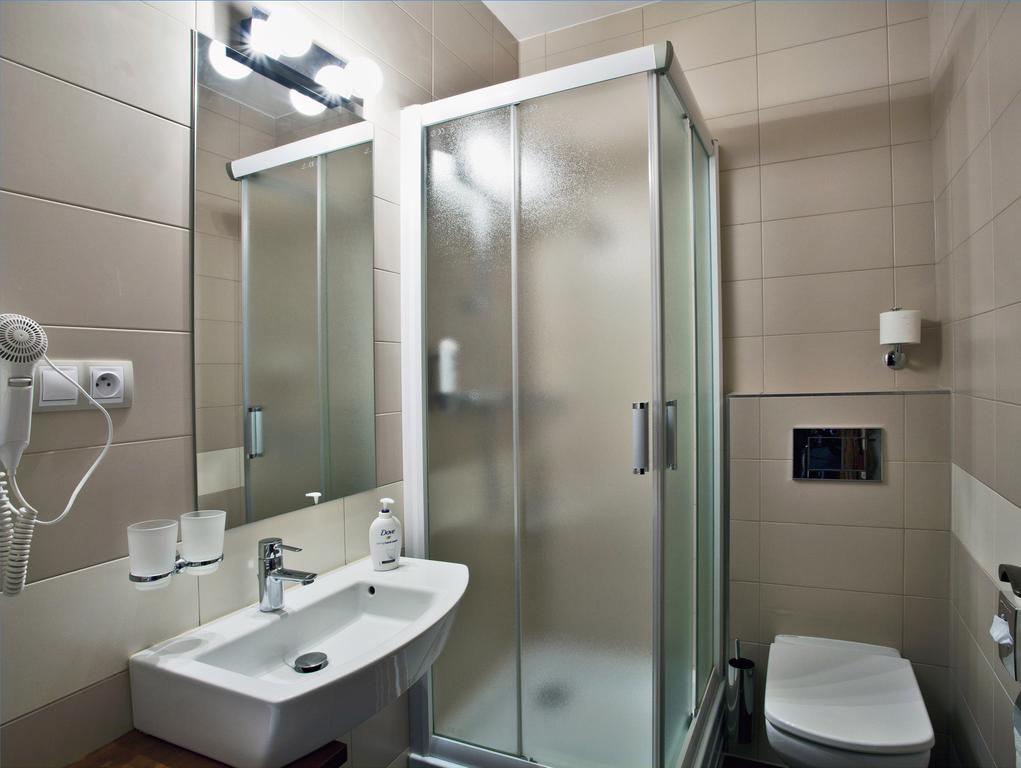 Hotel Tacl Holešov المظهر الخارجي الصورة