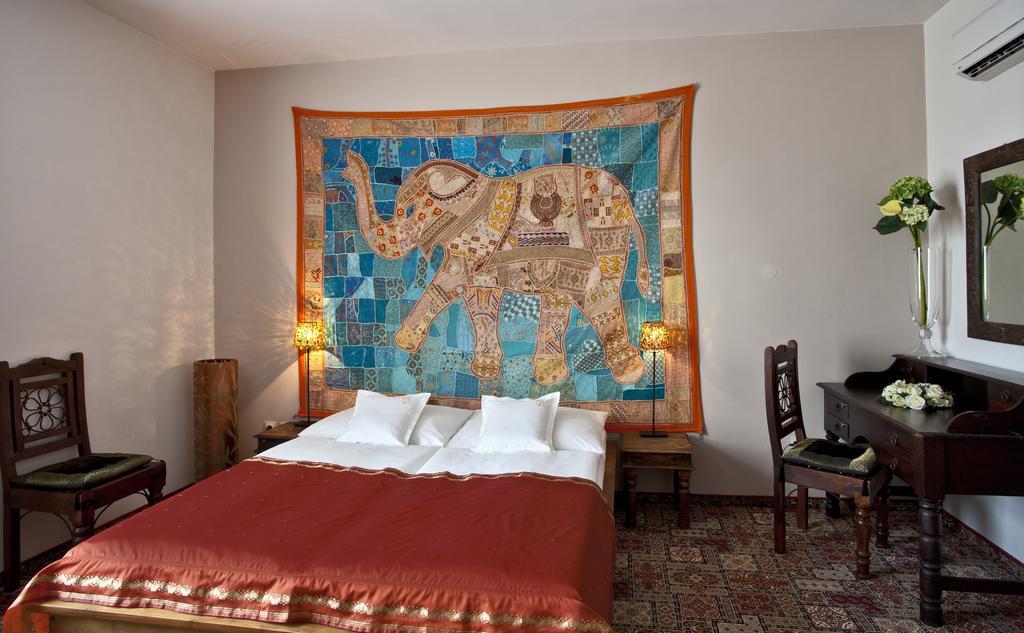Hotel Tacl Holešov المظهر الخارجي الصورة