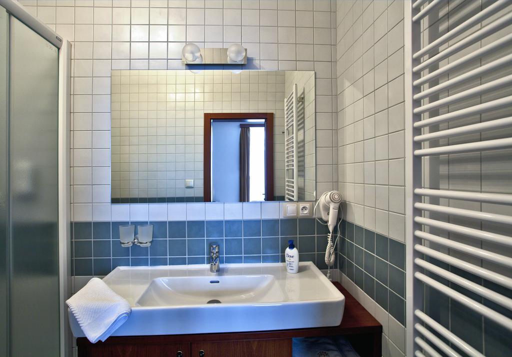 Hotel Tacl Holešov المظهر الخارجي الصورة