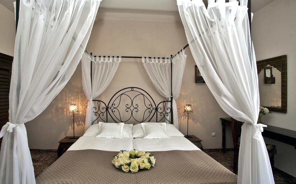 Hotel Tacl Holešov المظهر الخارجي الصورة