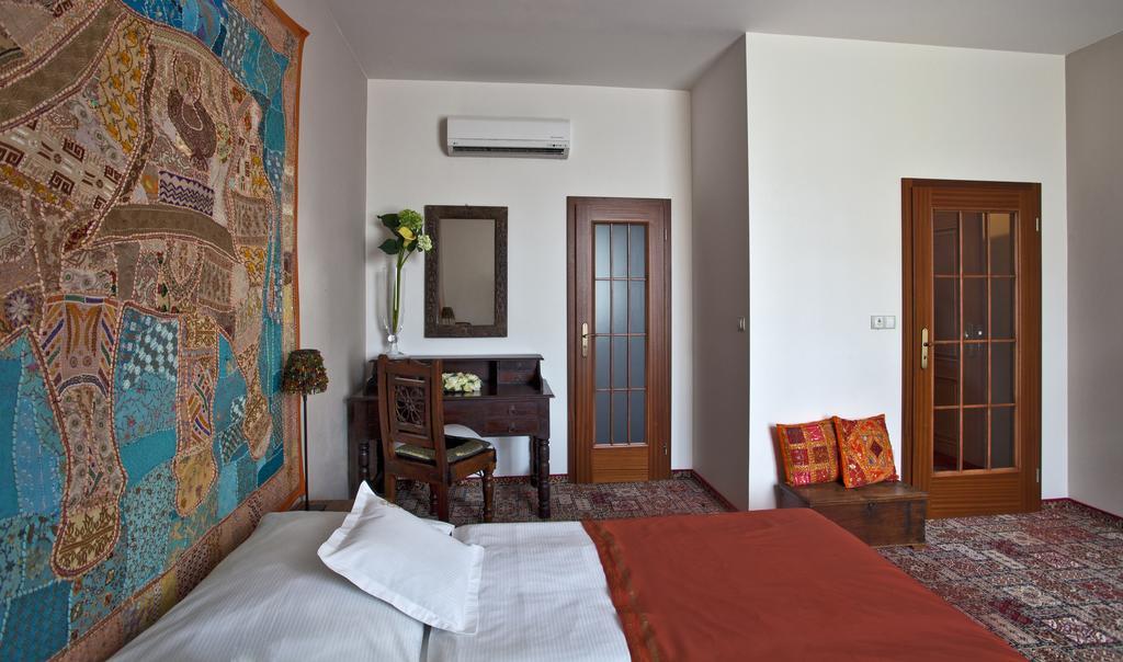 Hotel Tacl Holešov المظهر الخارجي الصورة